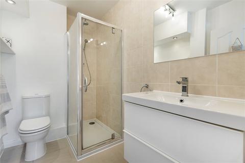 21 Topiary Square, Richmond, TW9 2DB