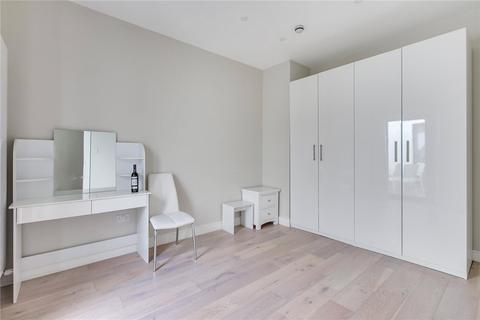 2 bedroom flat to rent, Goldhawk Road, London