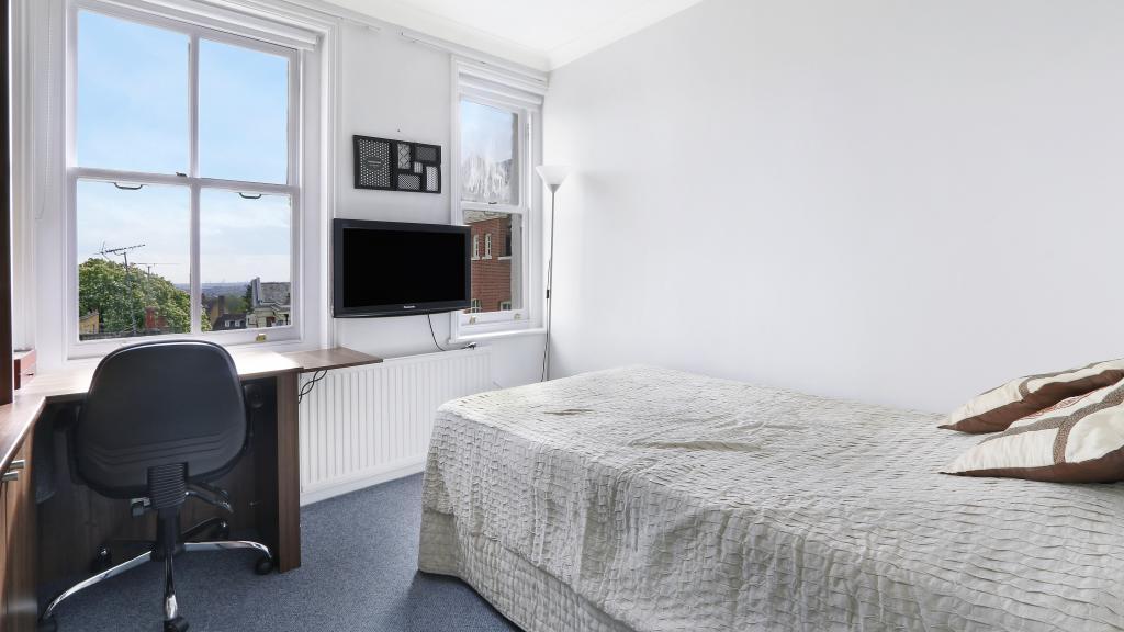 Heath-street-hampstead-village-nw3-3