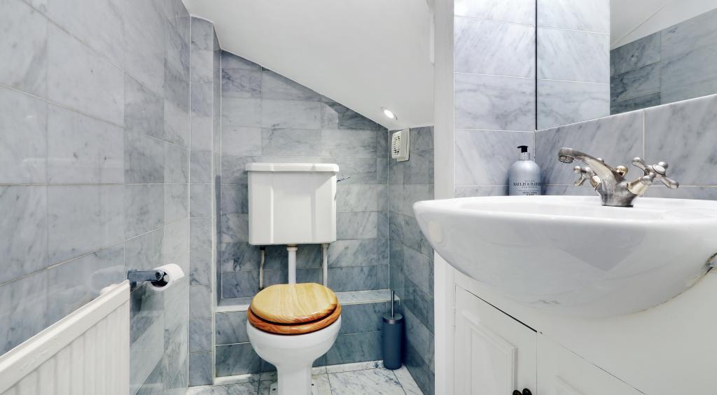 Heath-street-hampstead-village-nw3-3