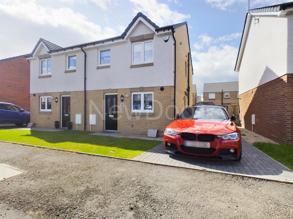 Craigton Drive, PA7 3 bed semidetached house £205,000