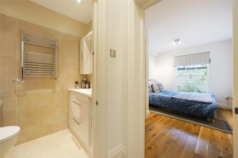 3 bedroom flat to rent, Conway Street, Fitzrovia, London, W1T