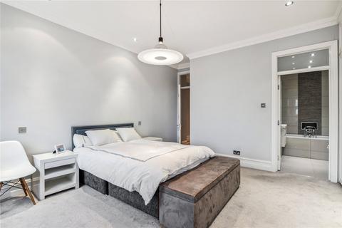 3 bedroom flat for sale, Cadogan Court, Draycott Avenue, London, SW3