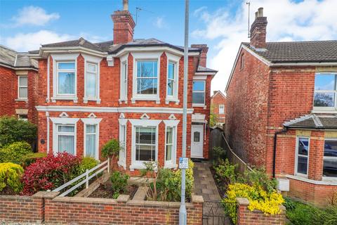 3 bedroom semi-detached house to rent, Forest Road, Tunbridge Wells, Kent, TN2