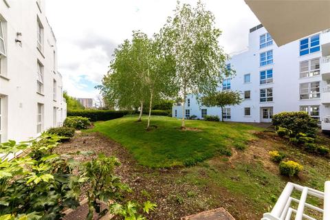 Barrier Point Road, London E16