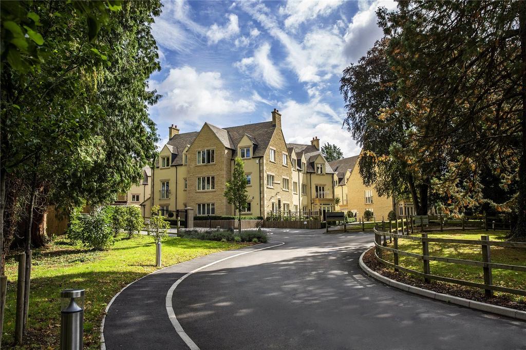 Stratton Court Village, Stratton Place, Stratton, Cirencester, GL7 2 bed apartment £3,034 pcm