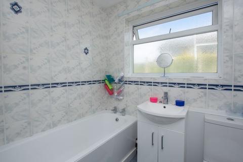 11 Roman Way, St Margarets At Cliffe, Dover, CT15 6AH
