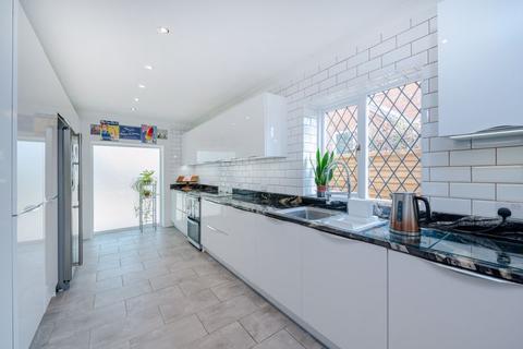 Thistledown Barkwith Road, South Willingham, Market Rasen, LN8 6NN