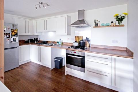 221 Cloatley Crescent, Royal Wootton Bassett, Swindon, SN4 7FX