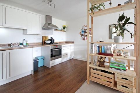 221 Cloatley Crescent, Royal Wootton Bassett, Swindon, SN4 7FX