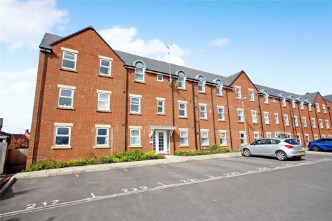 221 Cloatley Crescent, Royal Wootton Bassett, Swindon, SN4 7FX