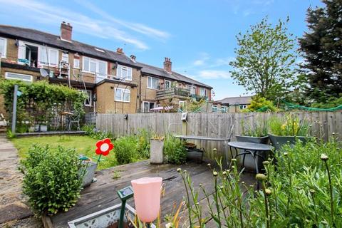 15a Reading Road, Northolt, UB5 4PG