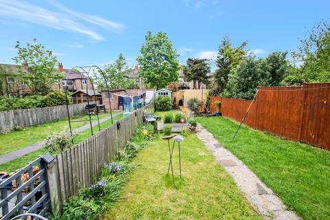 15a Reading Road, Northolt, UB5 4PG