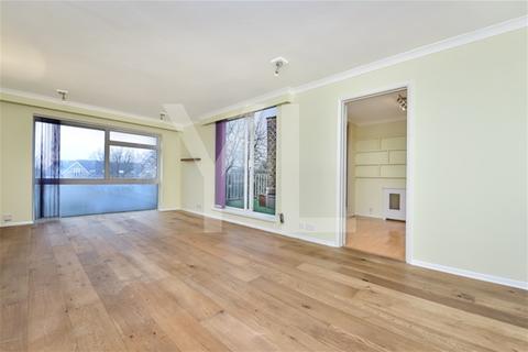 11, Seychelle Court, 24 Foxgrove Road, Beckenham, BR3 5XU