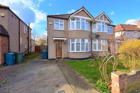 7 Walton Drive, Harrow, HA1 4XB