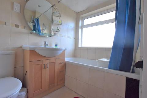 7 Walton Drive, Harrow, HA1 4XB