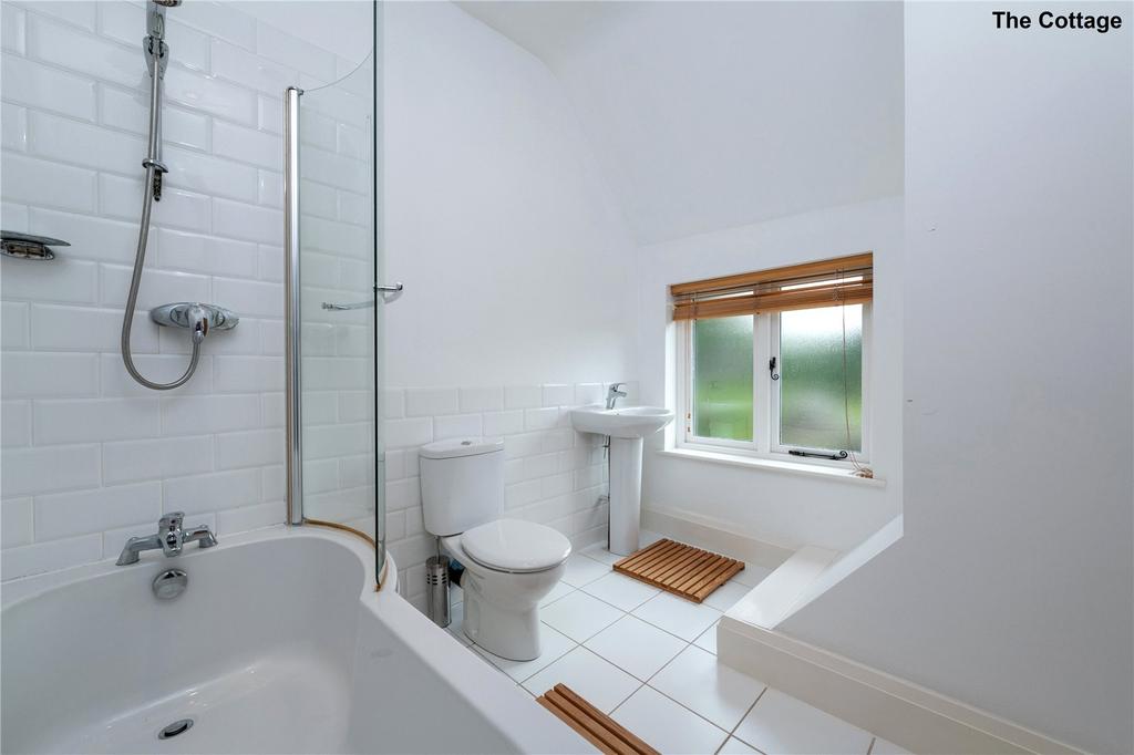 Cottage Bathroom