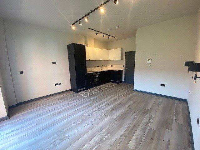 Living Area 2
