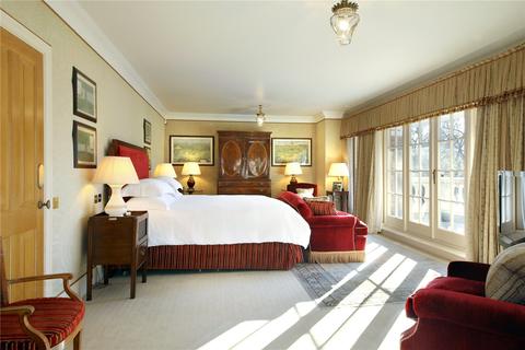 Milldale Priory Road, Sunningdale, Ascot, SL5 9RH