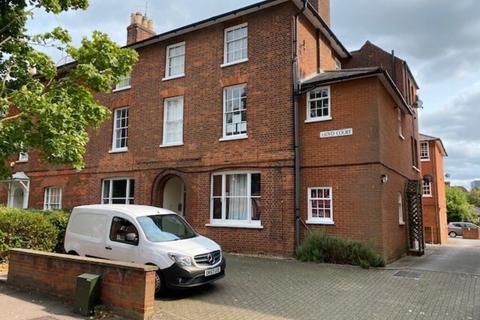 3 bedroom apartment for sale - Bedford Town