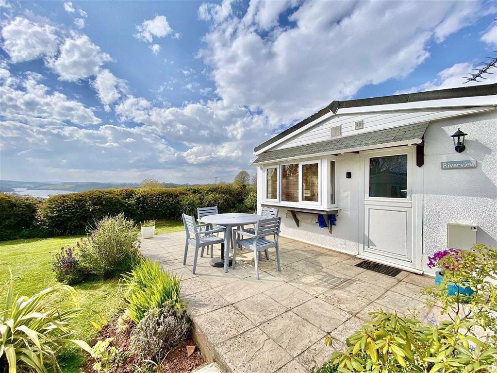 Greenway Road, Galmpton, Brixham, TQ5 2 bed bungalow for sale £159,950