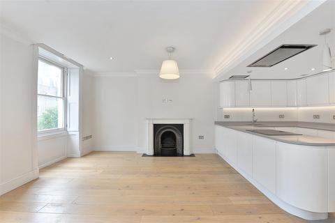 Flat 4, 36 Devonshire Place, London, W1G 6JR