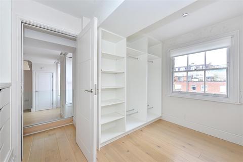 Flat 4, 36 Devonshire Place, London, W1G 6JR