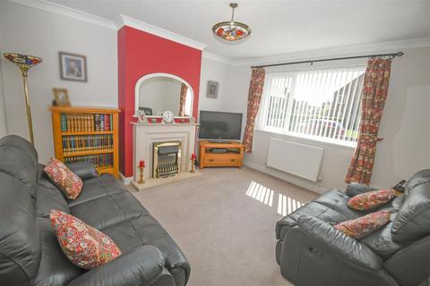 42 Mortimer Avenue, Anlaby, Hull, HU10 6UP