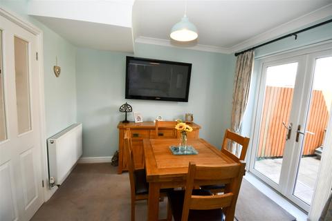 42 Mortimer Avenue, Anlaby, Hull, HU10 6UP