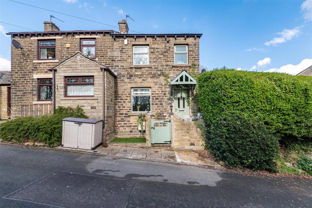 Slant Gate, Kirkburton, Huddersfield 3 bed cottage £199,950