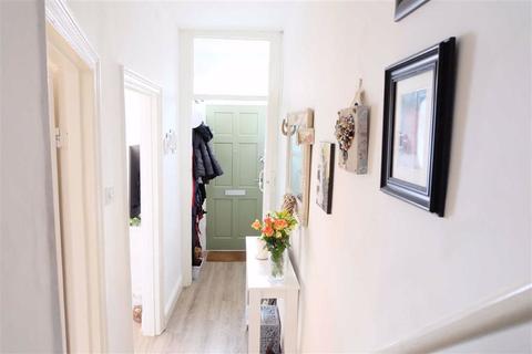 3 Beatrice Road, Barry, CF63 3QF