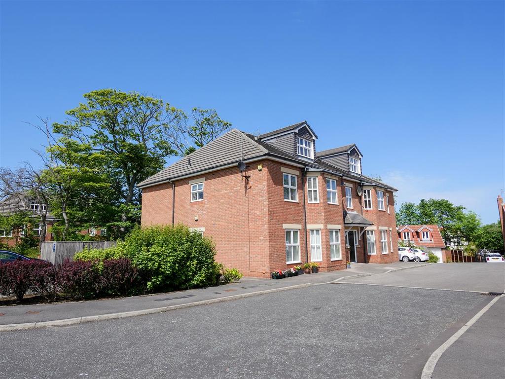Moorhill Court, Ashbrooke, Sunderland 2 bed apartment £650 pcm (£150 pw)