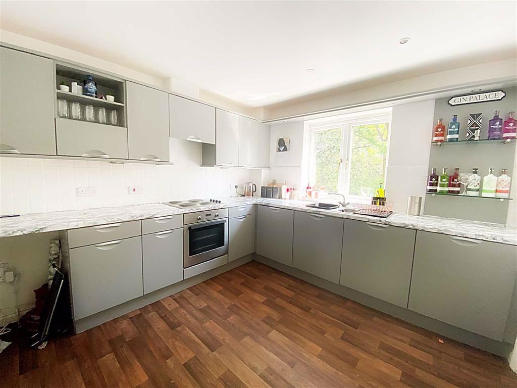 Kings Vale, Wallsend, Tyne And Wear, NE28 2 bed apartment £99,950