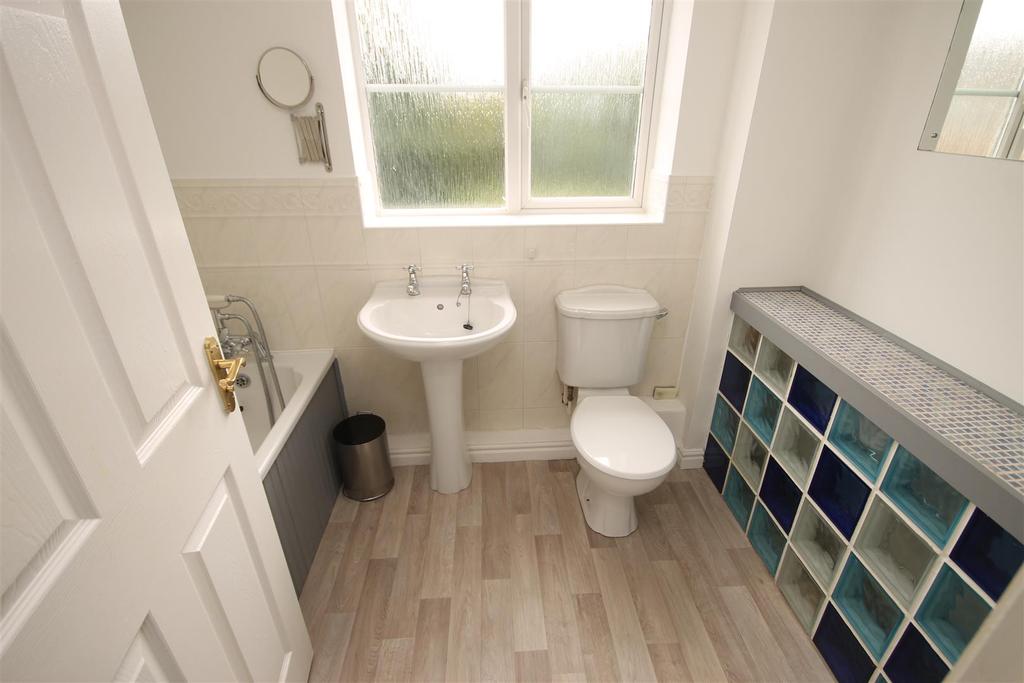 Bathroom/w.c.