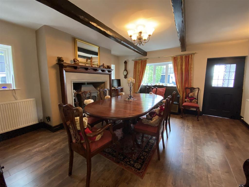 Dining room/reception hall