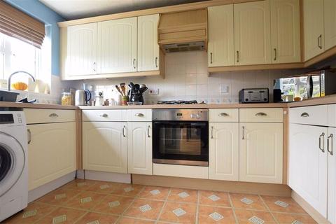 73 Butterfields, Wellingborough, NN8 2PZ