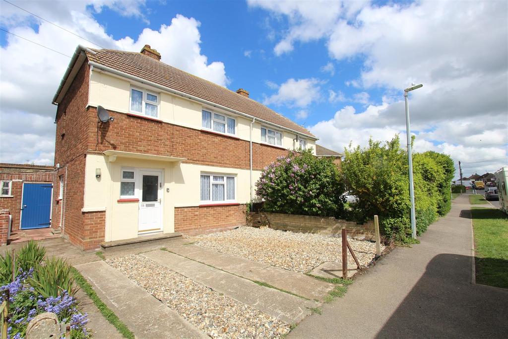 Harps Avenue, Minster On Sea, Sheerness 3 bed semidetached house to