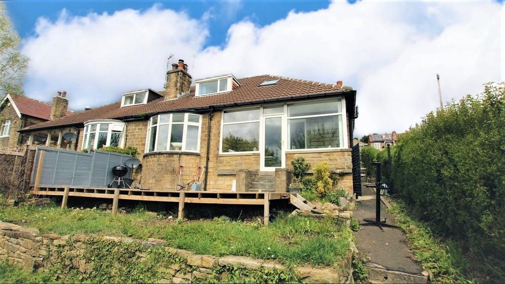 Carr Lane, Riddlesden, Keighley 3 bed semidetached bungalow £220,000