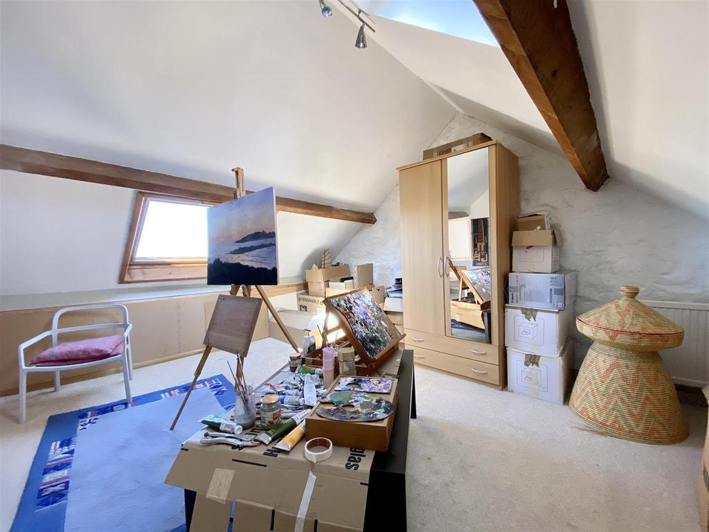 Studio/Workroom/Bedroom 4