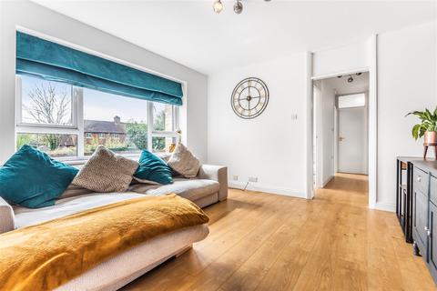 6 Barton Place, Guildford, GU4 7JT