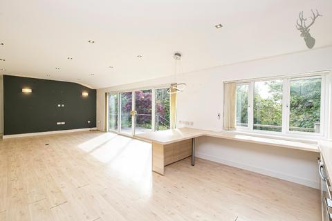 17 Bell Common, Epping, CM16 4DY