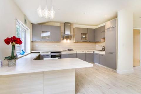 17 Bell Common, Epping, CM16 4DY