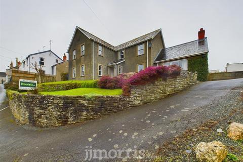 4 bedroom detached house for sale, Dolbadau Road, Cilgerran, Pembrokeshire