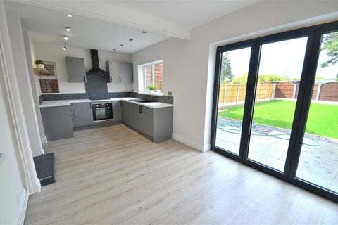 16 Albert Road, Breaston, Derby, DE72 3DL