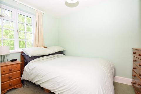 71 Hackington Road, Tyler Hill, Canterbury, CT2 9NE