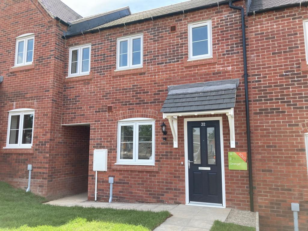 Wray Drive, Pontesbury, Shrewsbury, Shropshire SY5 3 bed terraced house £795 pcm (£183 pw)