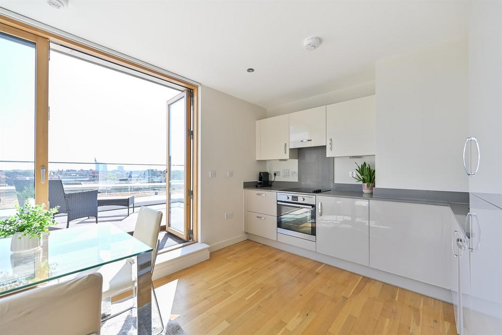 Apartment in Reading - More