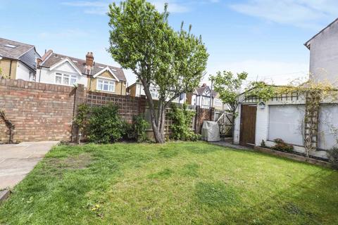 67 Mount Road, New Malden, KT3 3JY