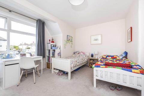 67 Mount Road, New Malden, KT3 3JY