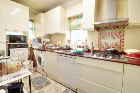 8 Douglas Crescent, Hayes, UB4 9BT
